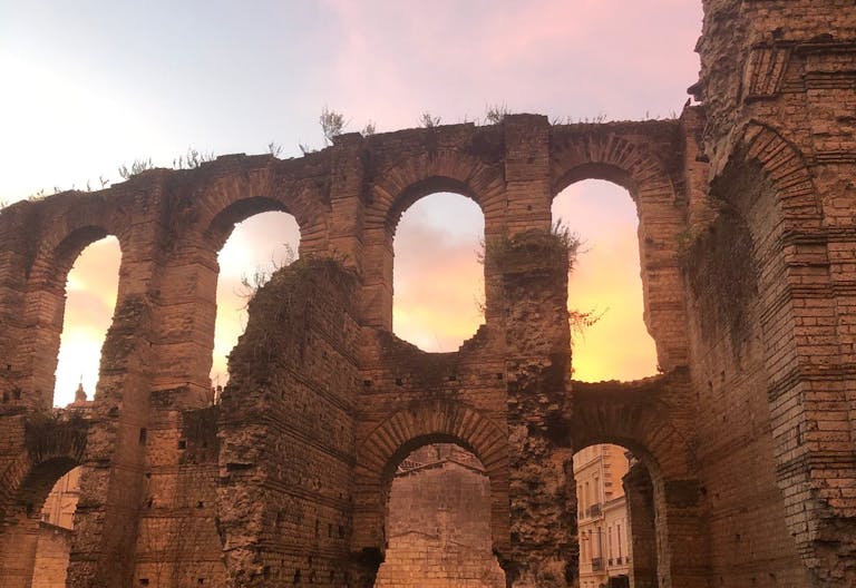 Superbe Boutique Place du Palais Gallien � Bordeaux - Image 4