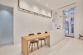 Showroom Portefoin - Image 17
