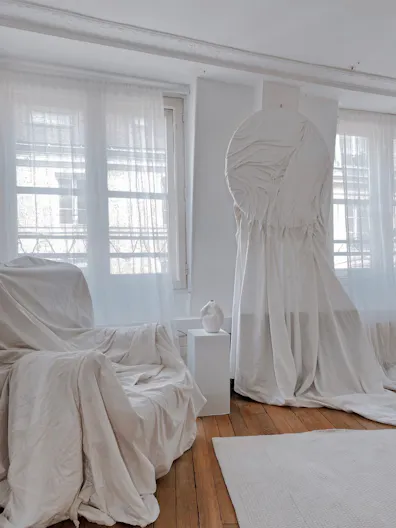 Artist apartment, minimalist & design - Image 2