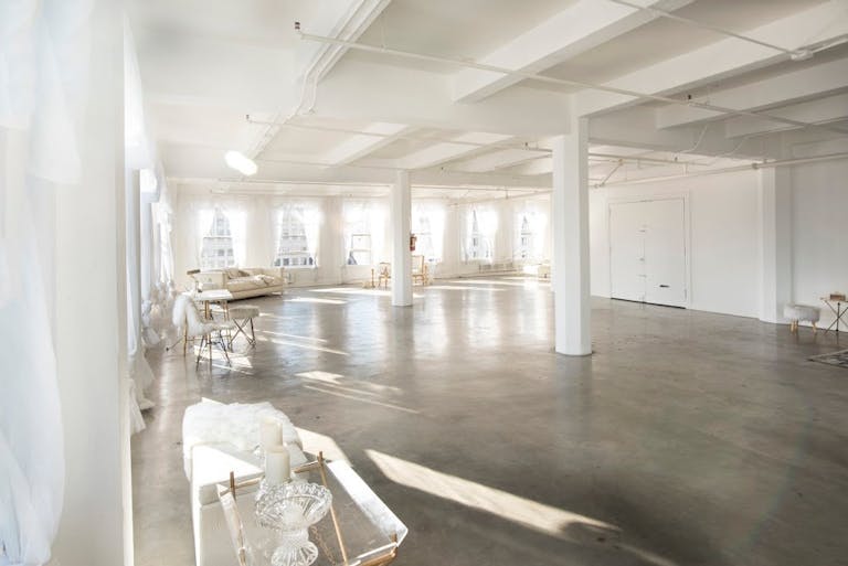 DTLA Skyline View Penthouse - Image 4