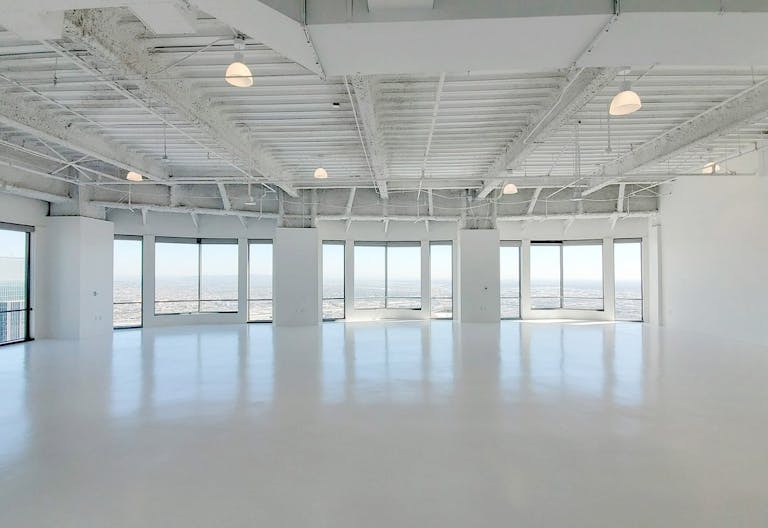 US Bank Tower - Image 0