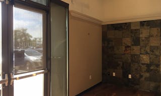 Retail Space in Huntington Beach - Image 2