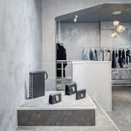 boutique next to place des Vosges - Image 8