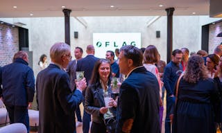 Loft sous verrière - Equiria Showroom - Image 13