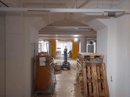 Ground Floor Retail Space in Magna Plaza - Image 4
