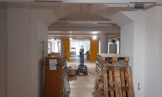 Ground Floor Retail Space in Magna Plaza - Image 4