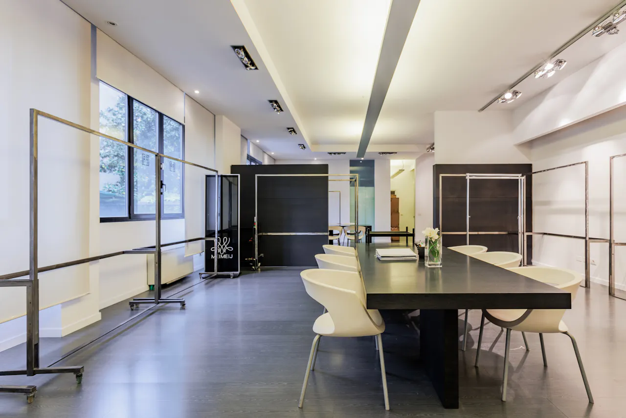 Showroom Abbigliamento e accessori - Image 0