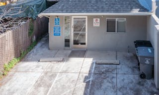 Excellent Show Room Space Near Downtown Mountain View - Image 14