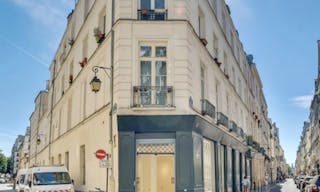 Beautiful Pop Up Boutique in Le Marais - Image 1