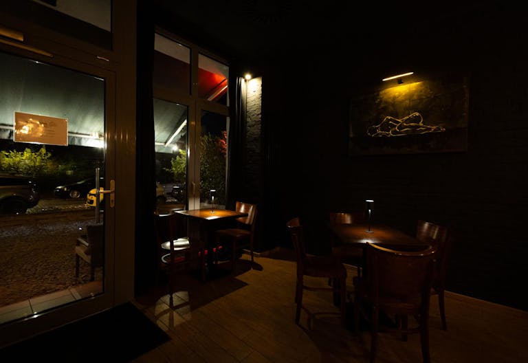 Balance wine bar and space for events - Image 2