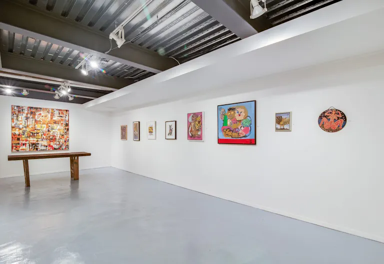 Wonderful Gallery in Bustling Lower East Side - Image 4