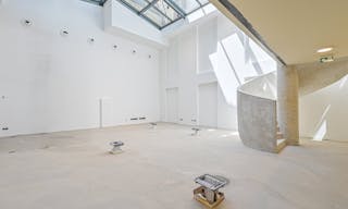 Magnifique espace sous verri�re � proximit� du Palais Royal - Image 4