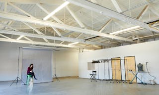 Huge Minimalist Warehouse Loft - Image 2