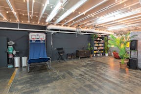 Stylish production and event space in Highland Park - Image 1