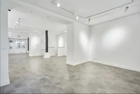 Showroom in le Marais - Image 5