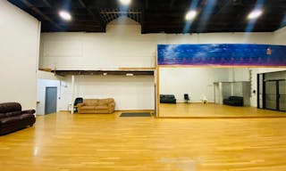 ART & SPACE venue - a perfect place for rehearsals, photoshoots, and more - Image 4