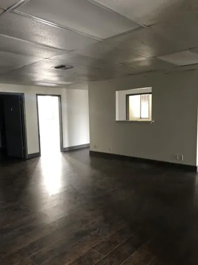 EVENT SPACE / CROSSFIT / OFFICE SHOWROOM— FOR LEASE - Image 2