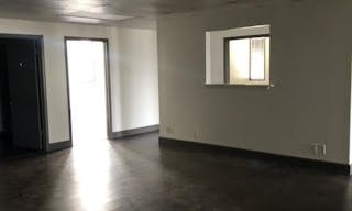 EVENT SPACE / CROSSFIT / OFFICE SHOWROOM� FOR LEASE - Image 2