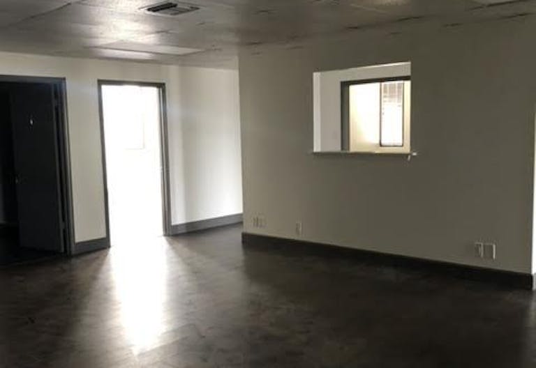 EVENT SPACE / CROSSFIT / OFFICE SHOWROOM� FOR LEASE - Image 2