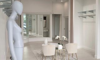 Beverly Hills Fashion Showroom/Retail Shop Space - Image 3