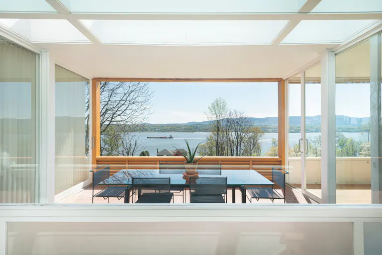 Expansive Contemporary Minimalism in Nature - Image 0