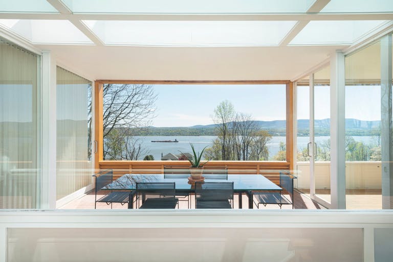 Expansive Contemporary Minimalism in Nature - Image 0