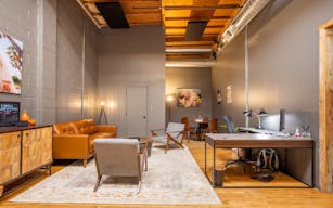 Beautiful VIP Executive Meeting Room - Silver Lake, Los Angeles close to Echo Park - Image 6