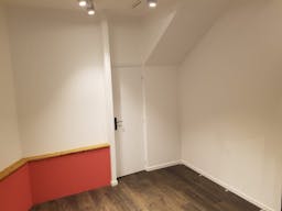 New Age Boutique Ephémère - Image 2