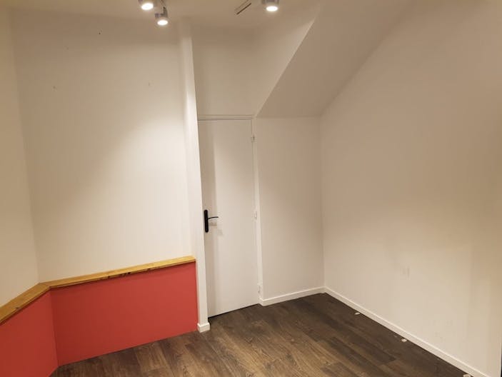 New Age Boutique Ephémère - Image 2