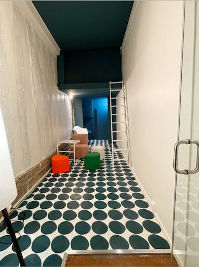 Boutique in the heart of Saint-Germain-des-Pr�s - Image 1