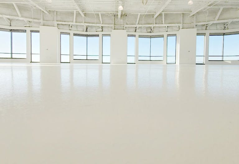 US Bank Tower - Image 1