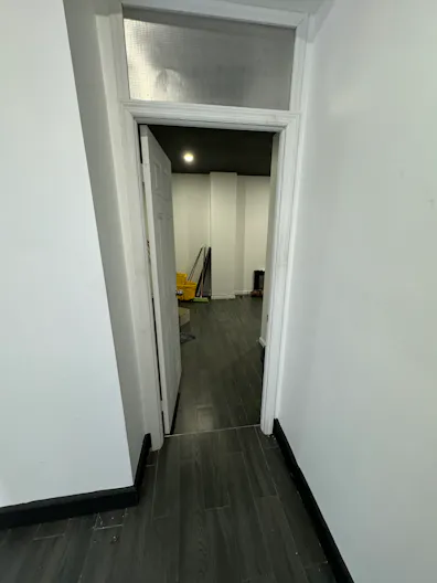 Prime East Village Pop-Up Space - Image 4