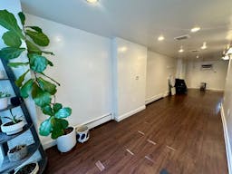 Quaint Central Harlem Space Ideal for Pop-Ups, Events, & Creative Use - Image 2