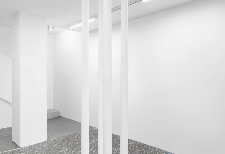 Superbe Galerie/Showroom au Cœur de Saint-Germain et Pont Neuf - Image 3