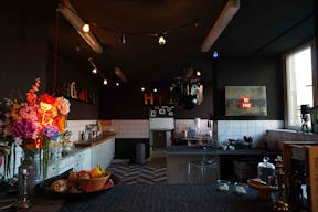 Neon Art Studio - Image 4