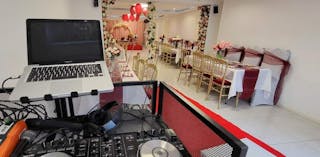 Rue de bellevue Showroom - Image 12