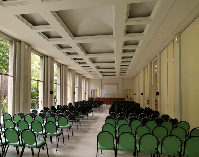 Batiment Institutionnel  - Image 0