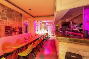 Restaurant | Paris 3�me | Pizzeria | Natural Lighting | Color Lighting Evening Options - Image 9