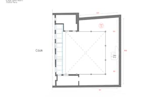 Rue Saint Merri Grand Showroom - Image 10