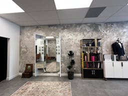 Elegant Shop Share in Beverly Hills ( brands in the luxury wedding, beauty, lifestyle, and other complementary categories) - Image 3