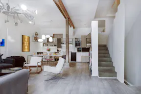 Maison Loft arty au coeur de Paris - Image 2