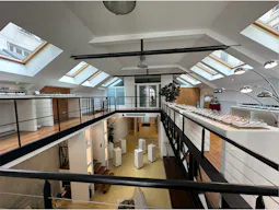 Modular Luminous Loft in heart of Paris  - Image 21