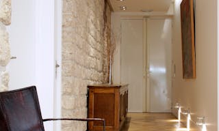 Vast Parisian Showroom at Opéra-Bourse - Image 5