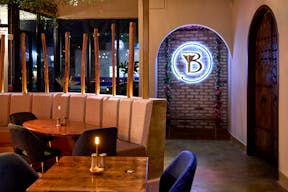 Chic 8th Street Dining Spot - perfect for a variety of events - Image 6