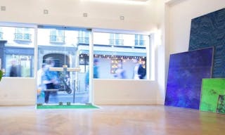 Marais pop up showroom - Image 0