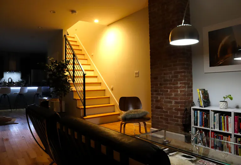 Minimalist mid-century modern lounge space and modern kitchen - Image 4