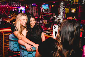 Upscale Kitchen & Lounge in the Heart of Downtown - Image 3