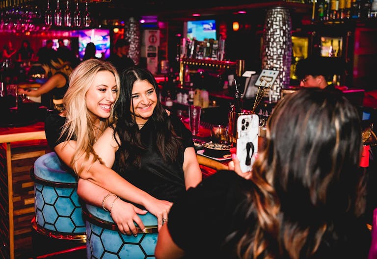 Upscale Kitchen & Lounge in the Heart of Downtown - Image 3