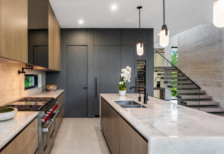 Living with the Nature at the most Luxury Style in Miami Beach - Image 4