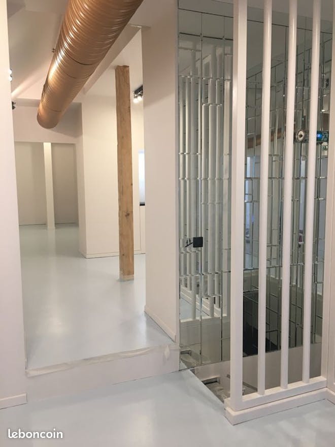 Perfect pop-up spot in le Marais Paris - Image 2